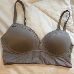 Victoria’s Secret purple padded no wire bra, 36C
